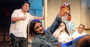 „Părinți” – comedia tandră a unei copilării în România anilor ’80–’90