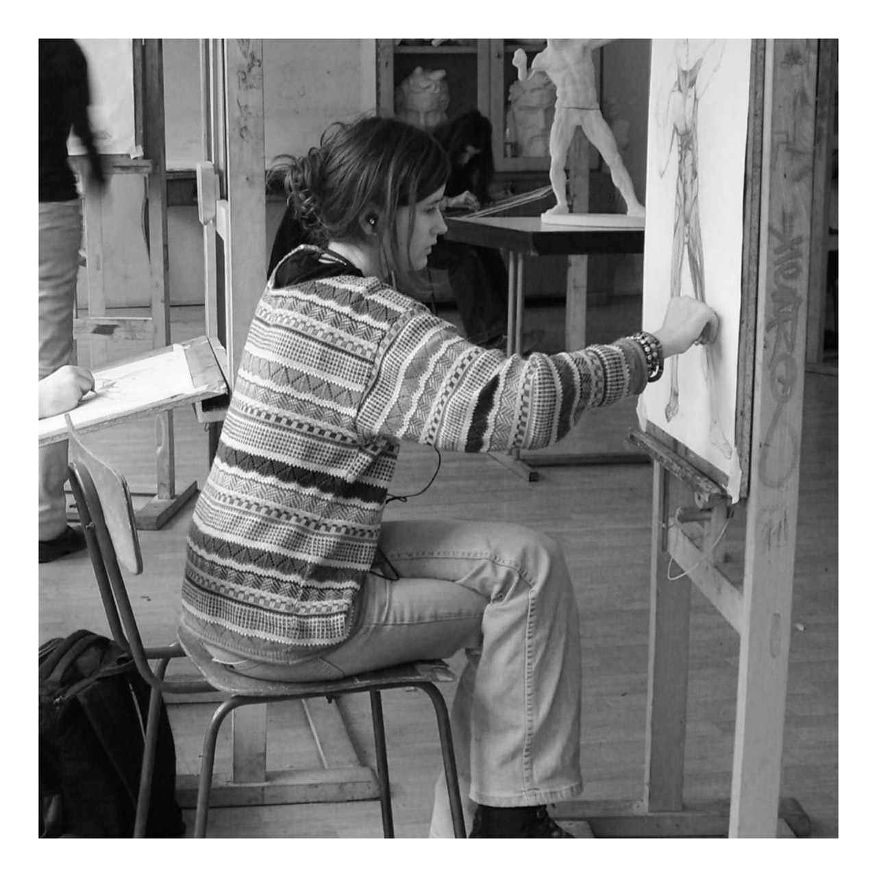 The Space Between &ndash; Becoming: patru artiste, un singur spațiu al transformării