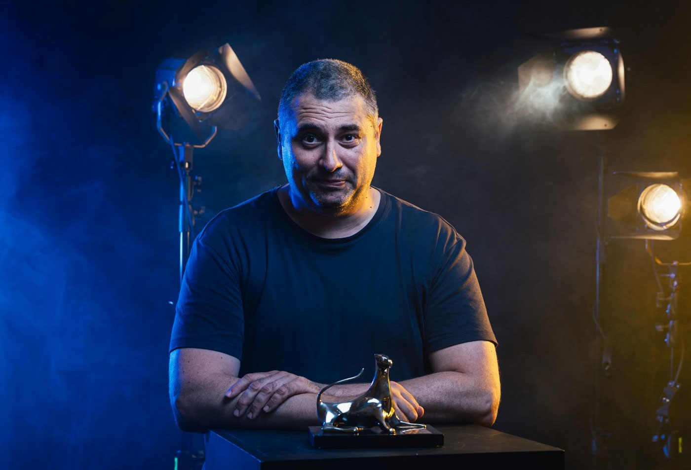 CLIN D’OEIL | RADU JUDE: “Cinema-ul ar trebui lăsat liber și recunoscut în toate formele lui” Radu Jude interviu 2025