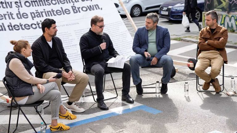 Peste jumătate dintre bucureșteni vor mai multe locuri de parcare. Trei principii pentru taxarea parcărilor