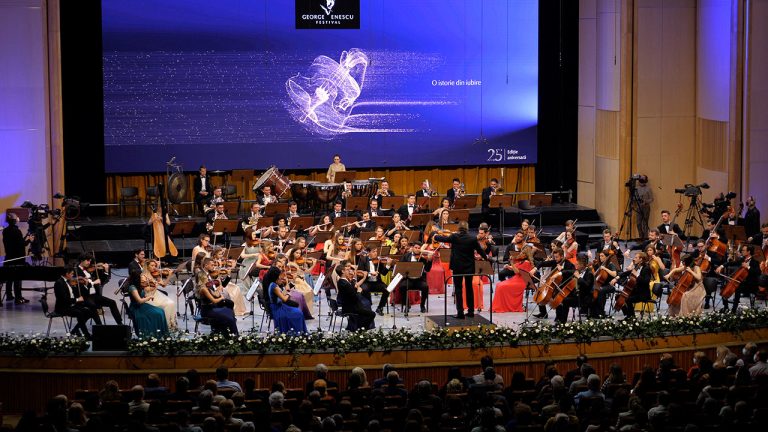 A opta oară prezentă la Festivalul Internațional George Enescu, Orchestra Română de Tineret va avea trei apariţii în 2025, pe 6, 7 şi 16  septembrie 