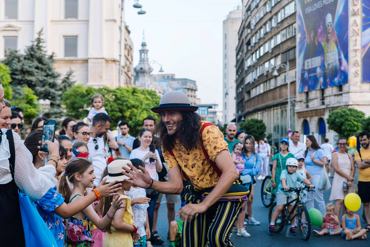 Primul weekend de toamnă la „Străzi deschise - București”: parade, sport și divertisment pentru toată familia