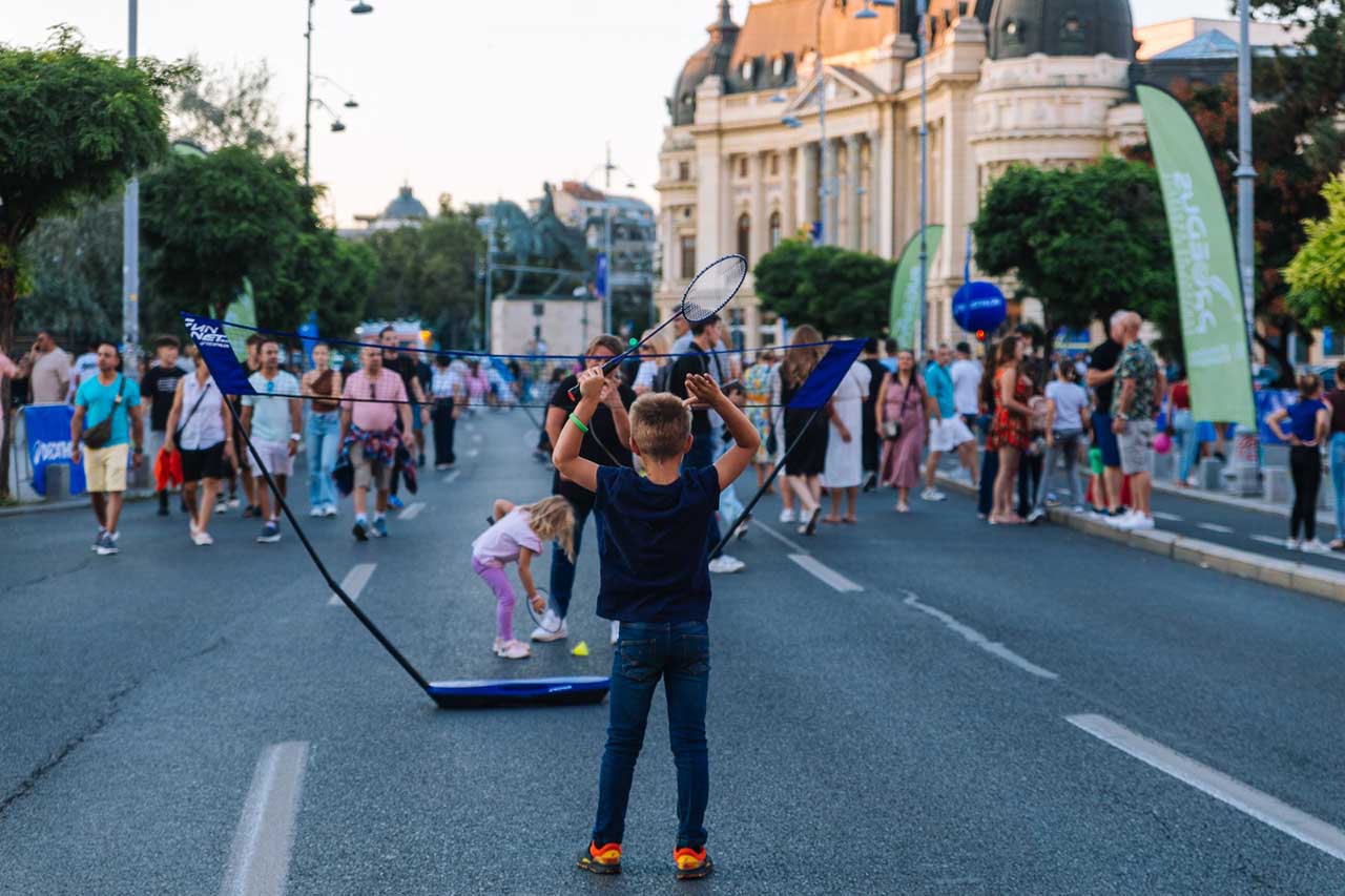 „Străzi deschise” în weekendul 13-14 septembrie: artă, film, percuție și spectacole pe Calea Victoriei și pe Calea Griviței