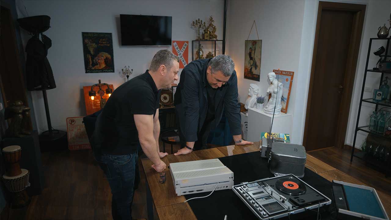 Handbalistul Alexandru Dedu caută un Gadget Retro, în ultimul episod din Vânătorii de Comori: România s2