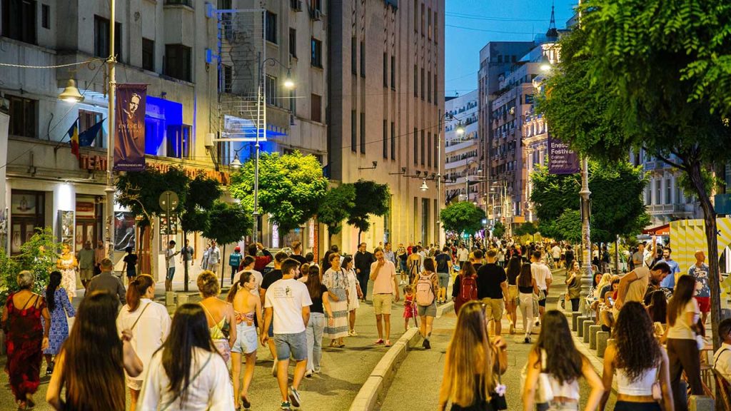 Un nou weekend de sărbătoare, la „Străzi deschise – București”, pe Calea Victoriei și în sectorul 3
