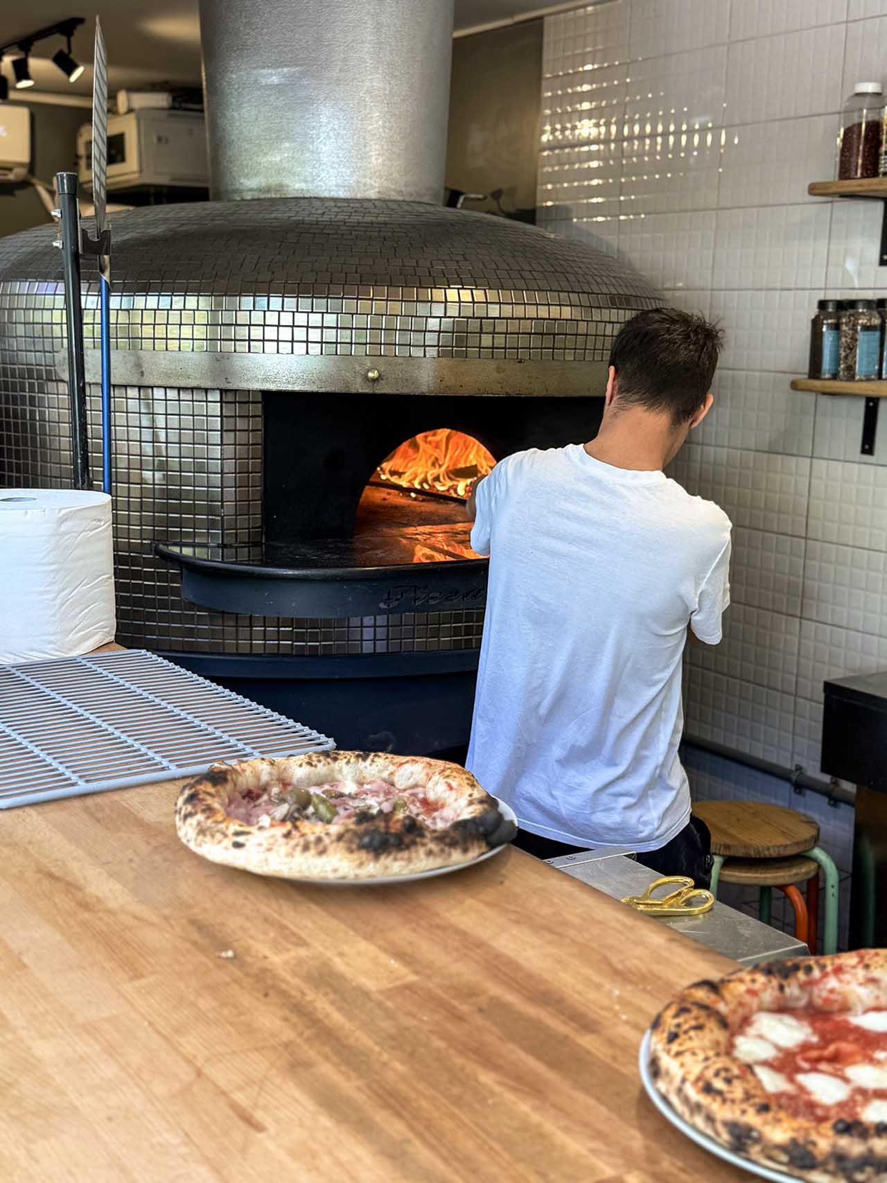 Un Poco Pizza &ndash; gustul pizzei napolitane alături de cățelul tău