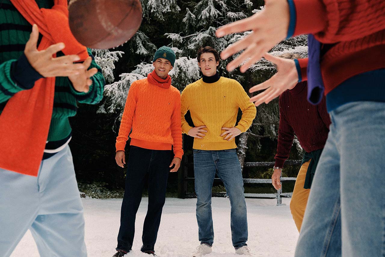 Tommy Hilfiger remixează tradiția și prezintă campania „A Hilfiger Holiday”