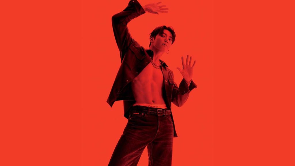 Jung Kook din trupa BTS este imaginea noii campanii Calvin Klein, prezentând cele mai noi modele de denim