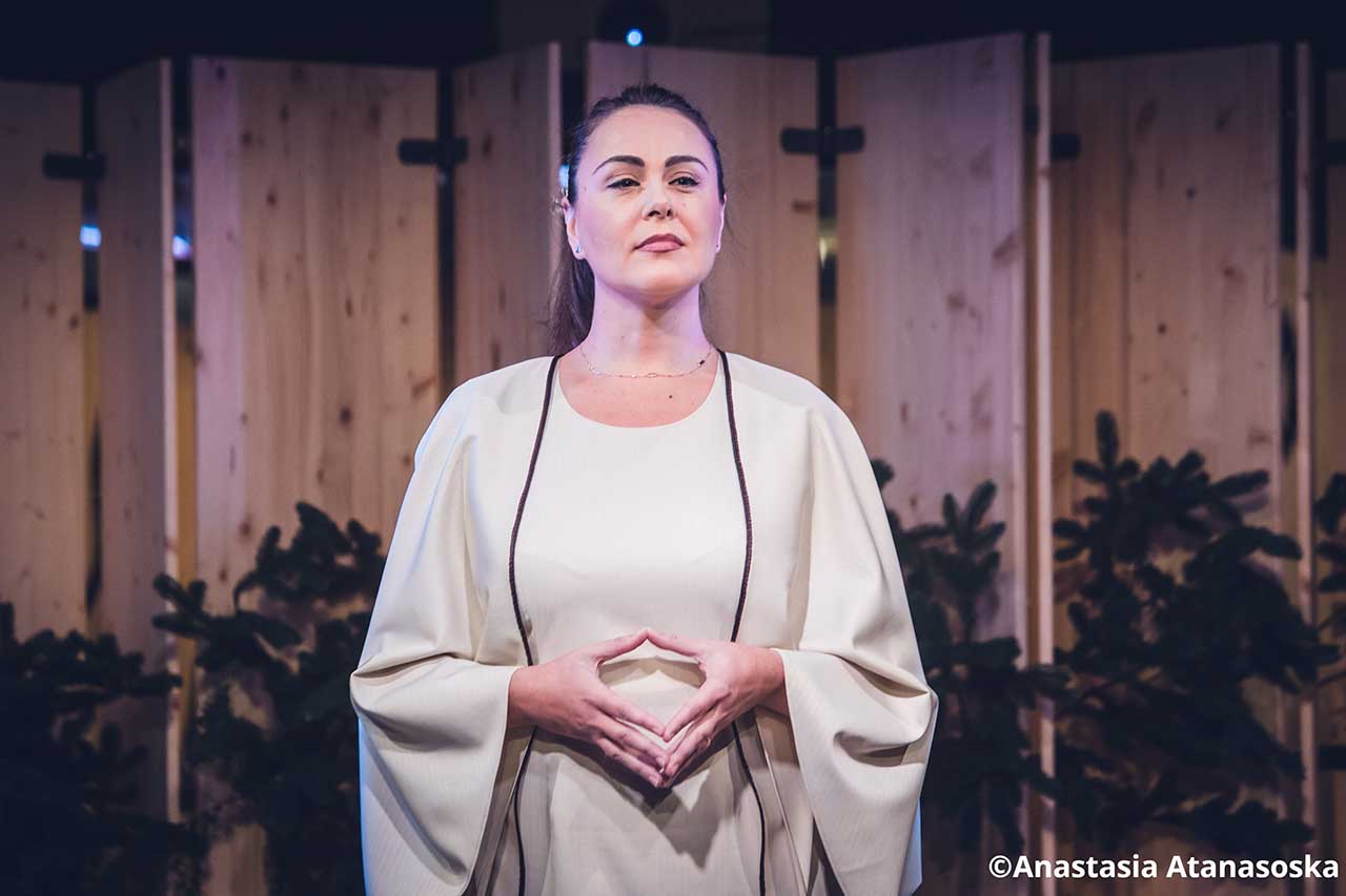 Comedie &icirc;n forme noi: &bdquo;LIRDA&rdquo; &ndash; prima premieră a noii stagiuni la Teatrul de Comedie