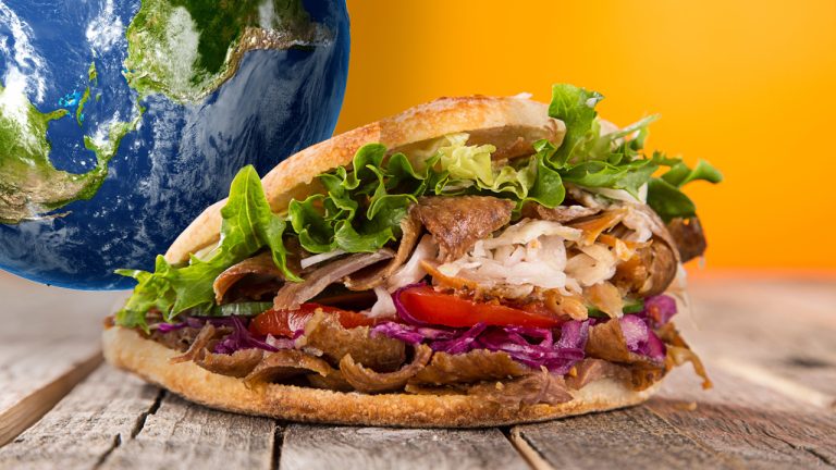 Șaorma pe glob: preparatul care a cucerit străzile lumii