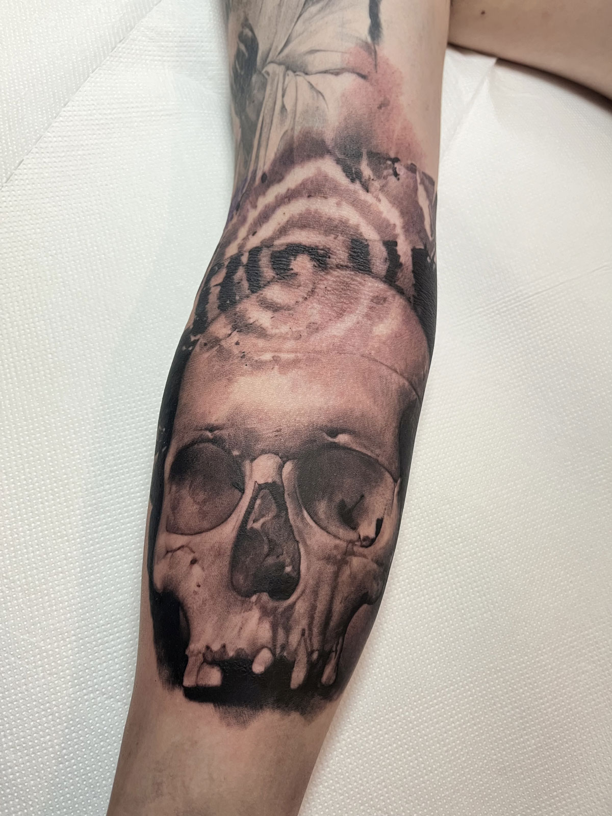 NOT-BOB-Tatuajul-este-un-proces-foarte-intim