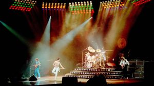 Filme, fotbal, muzică și revoluție – început de noiembrie în cinematografele din Timișoara