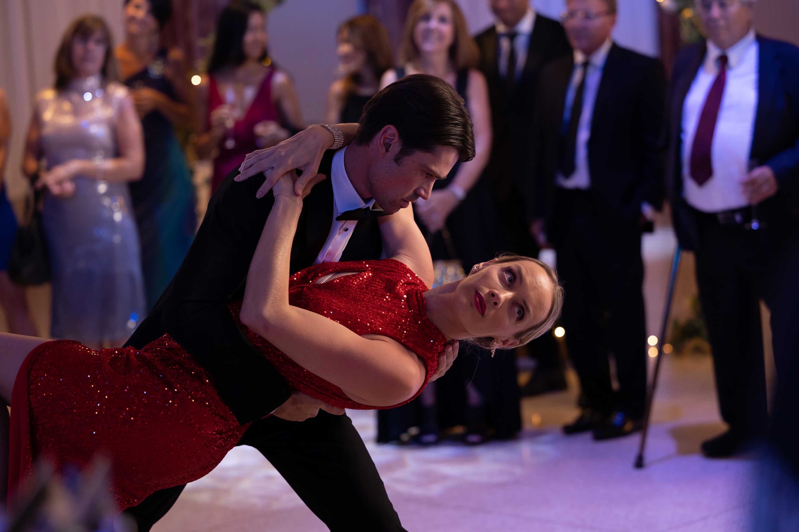 Mai sunt 6 săptăm&acirc;ni p&acirc;nă la Crăciun, așa că lasă zăpada și dragostea să-ți umple serile