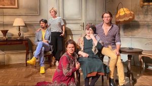 Început de noiembrie cu două comedii teatrale, Și cu pisica ce-ați făcut? și BRASTALICO FABADULU sau Ața și năvodu’ ei… de viață!