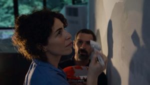 INK WASH – filmul ca spațiu de respirație după o lume suspendată | Interviu cu cineasta SARRA TSORAKIDIS