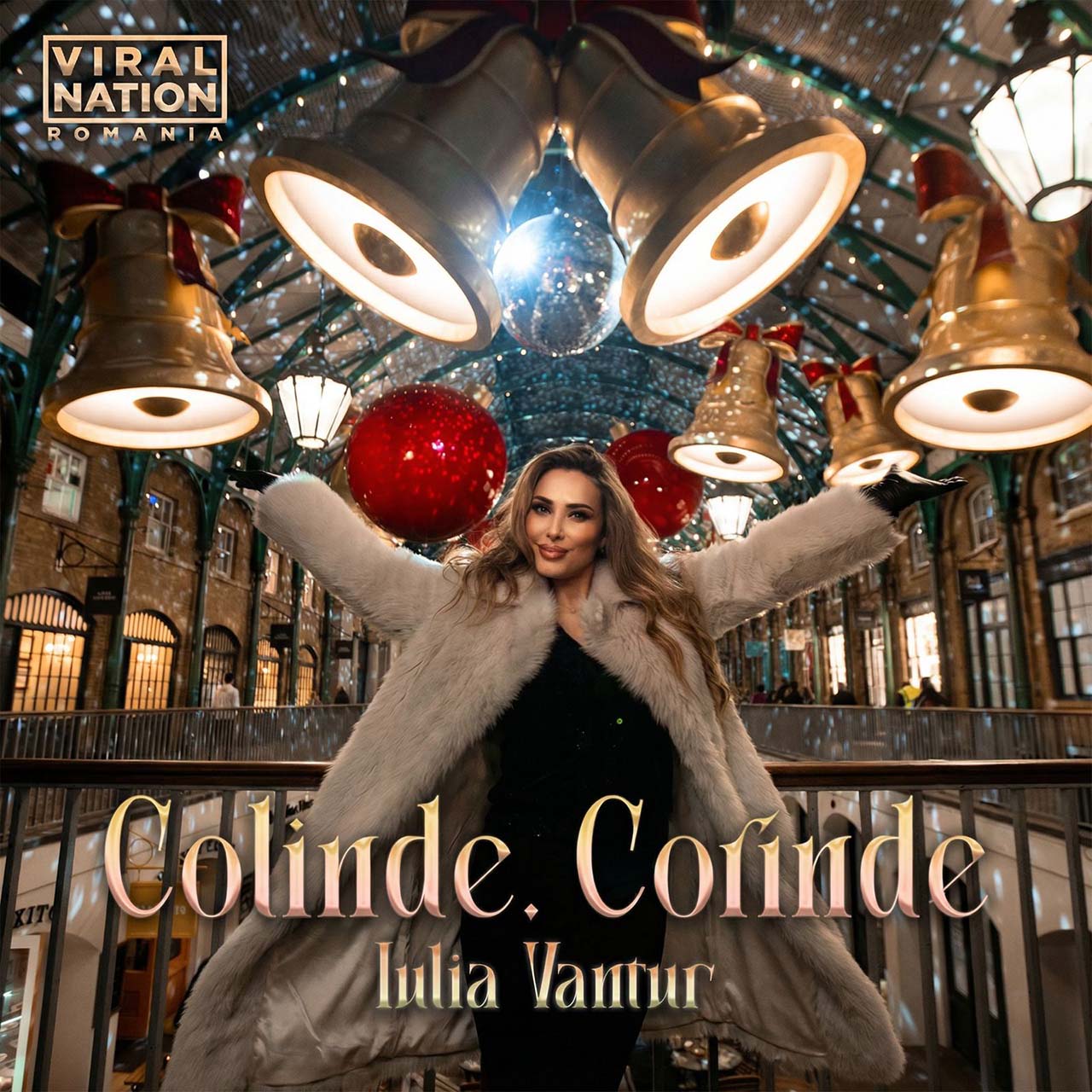 Iulia Vântur a lansat prima piesă în România, „Colinde, Corinde”, dedicată părinților ei