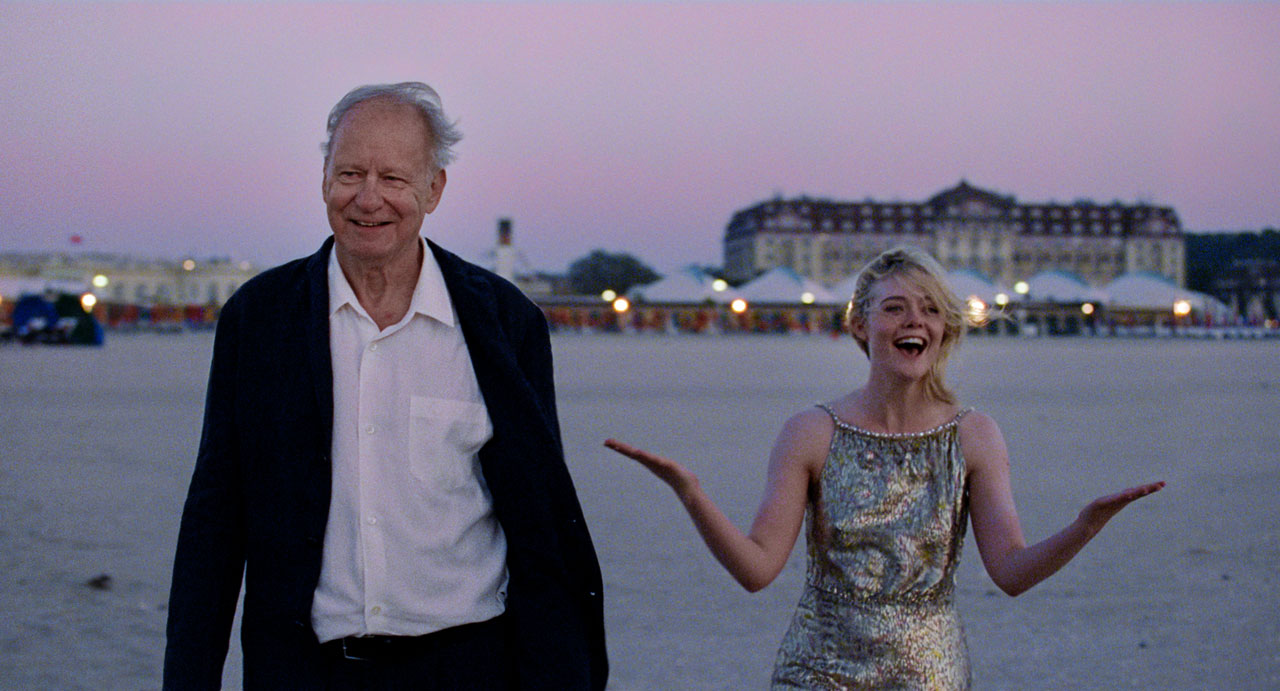 VALEUR-SENTIMENTALE-Stellan-Skarsgard-si-Elle-Fanning-photo-Kasper-Tuxen---inceput-de-an-cinefili