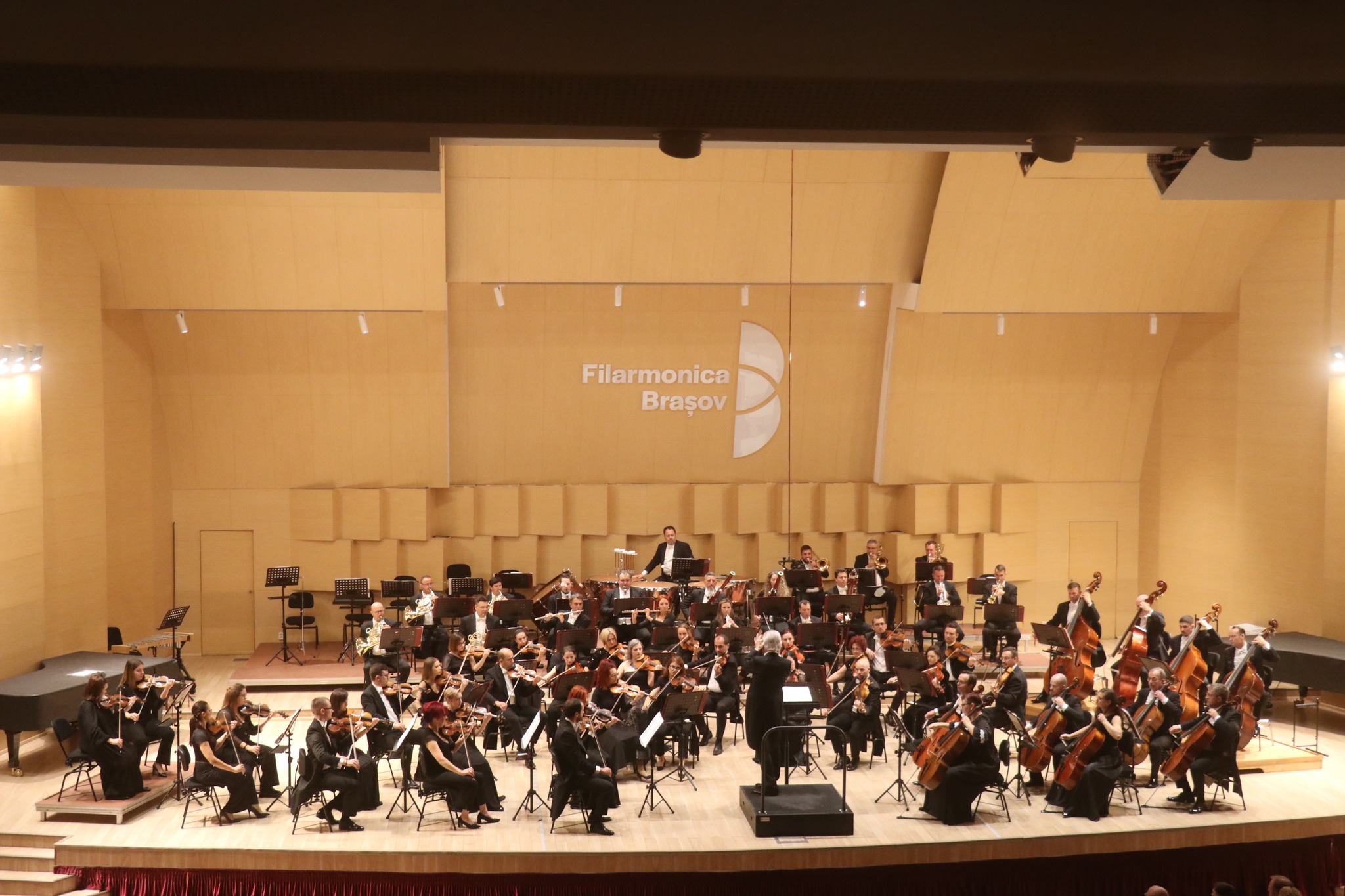 Filarmonica Brașov deschide luna cu Bruckner
