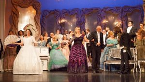 „La Traviata”, în două reprezentații, la Opera Brașov. Recital special de Ziua Culturii Naționale