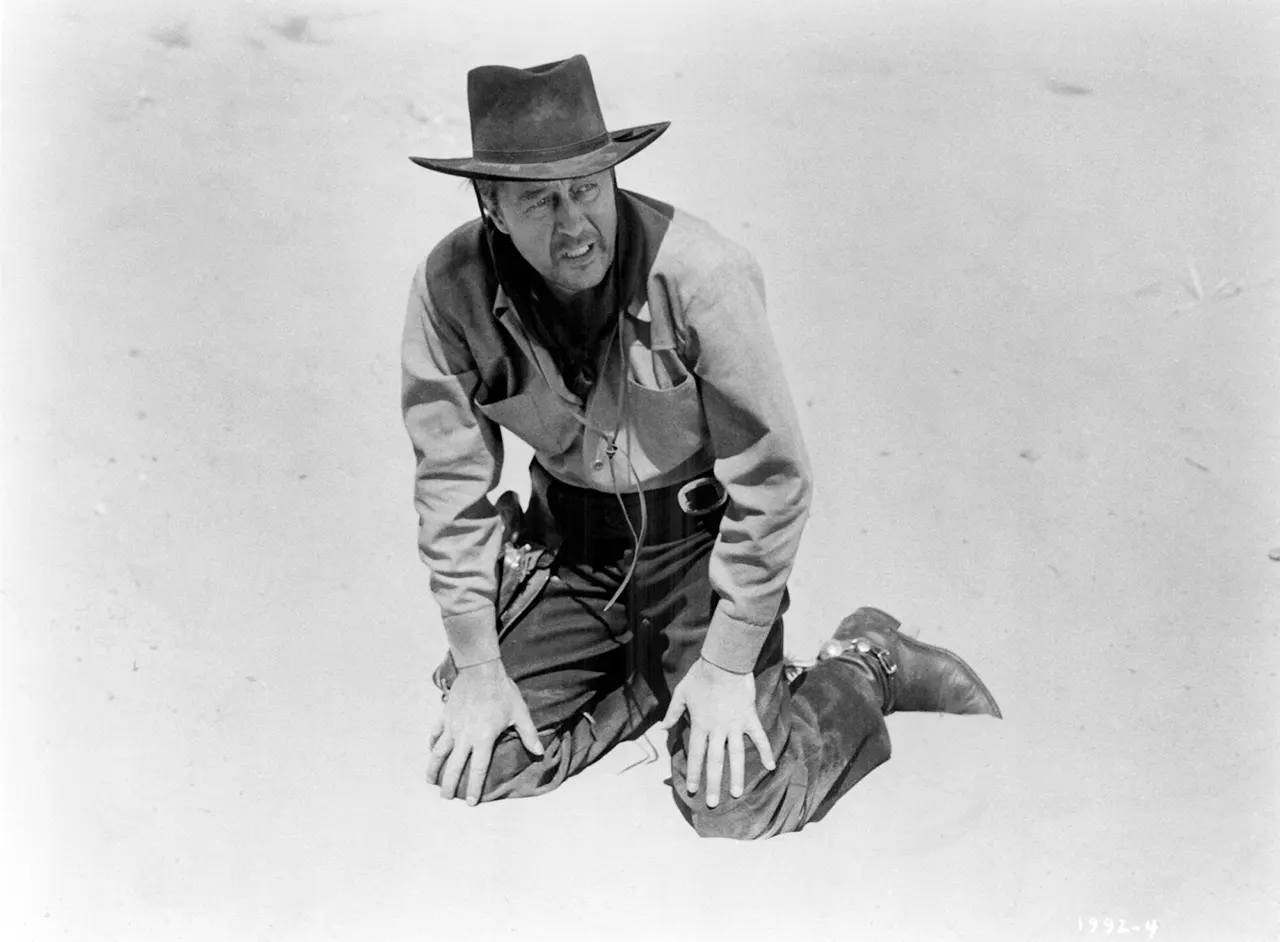 “A MAN ALONE” (1955, r: Ray Milland) poza din film A Man Alone 1955 videodome