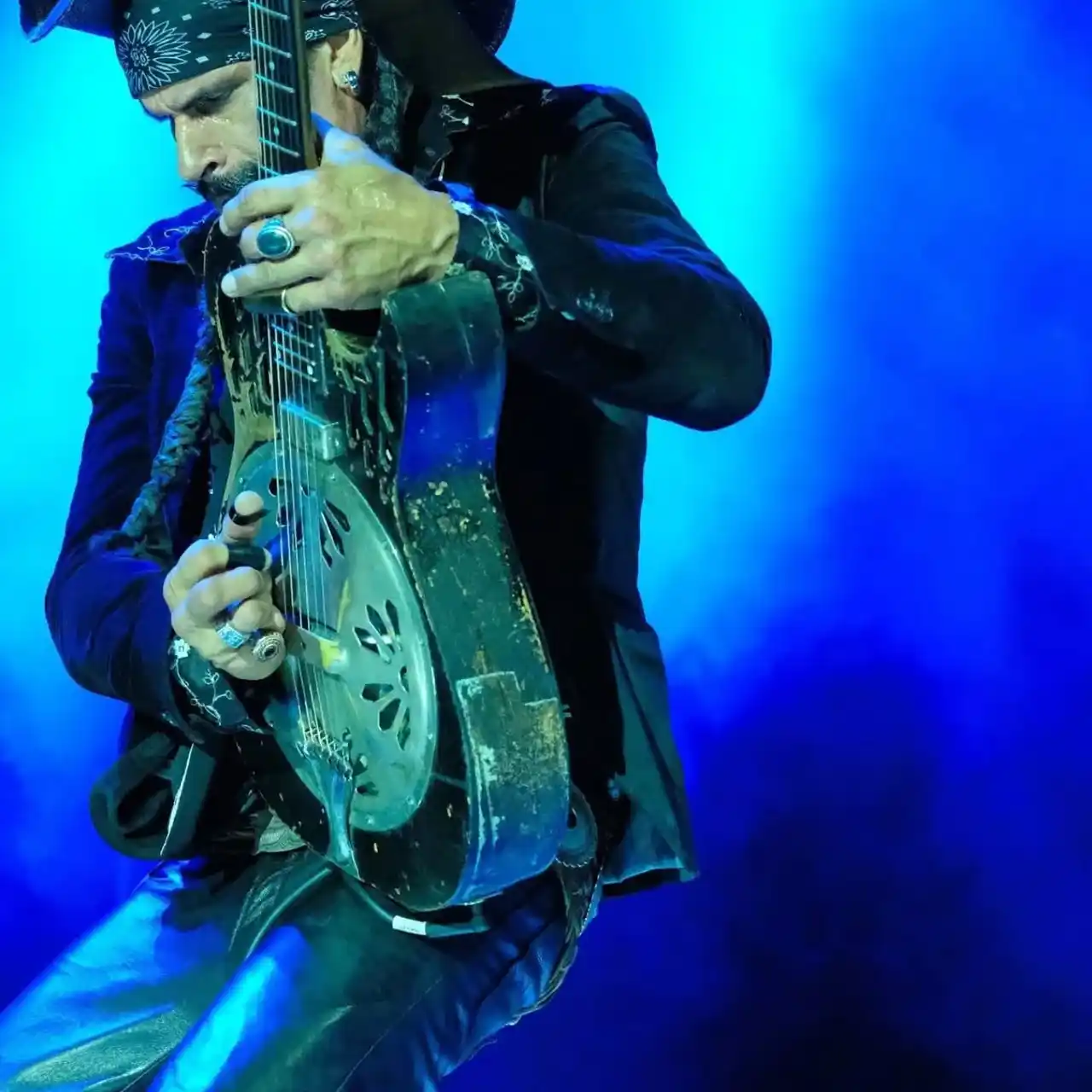 Concert Eric Sardinas la București, în cadrul Transilvania Blues Nights Concert Eric Sardinas la București, în cadrul Transilvania Blues Nights