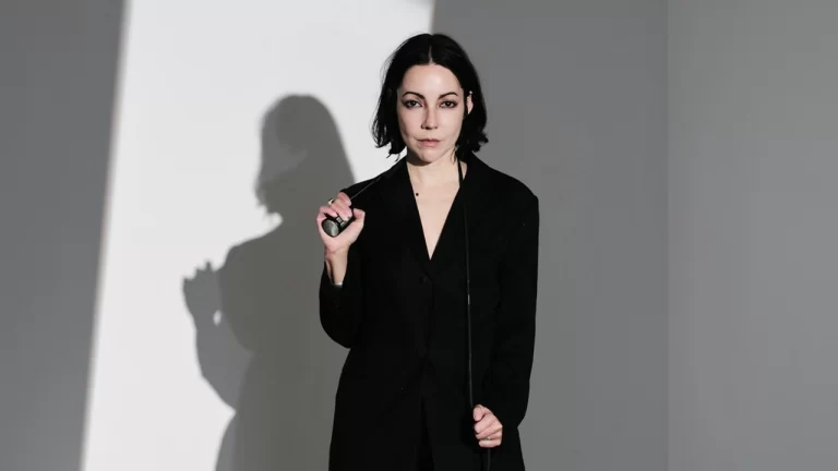 Lucrecia Dalt indie star