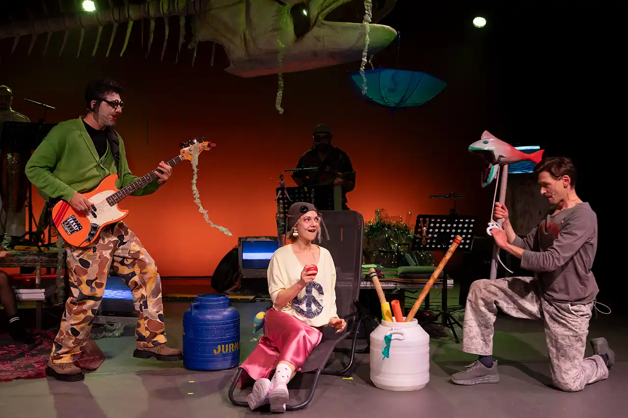 Memorie, dorință și evadare: trei lumi scenice într-un singur weekend la Teatrul de Stat Constanța Memorie, dorință și evadare: trei lumi scenice într-un singur weekend la Teatrul de Stat Constanța