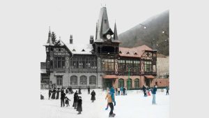 Aniversările Olimpiei - 130 de ani - imagine cu muzeul Olimpia, cu o patină de istorie