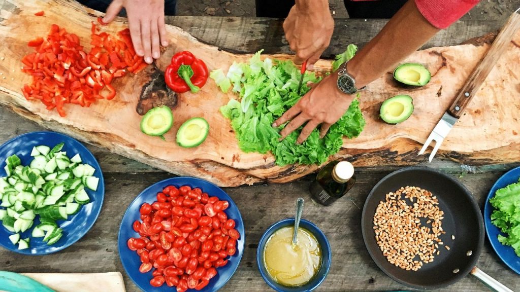 TOP 6 restaurante cu opțiuni plant based sau raw