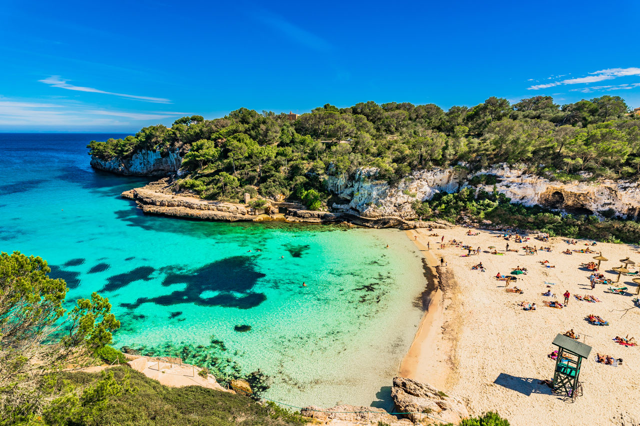 Majorca Cala Llombards Spania foto karpaten.ro / shutterstock Unde călătorim în Vara lui 2026 karpaten.ro