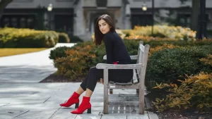 Piese esențiale în garderobă – pantofii de damă pe care orice pasionată de modă trebuie să îi aibă