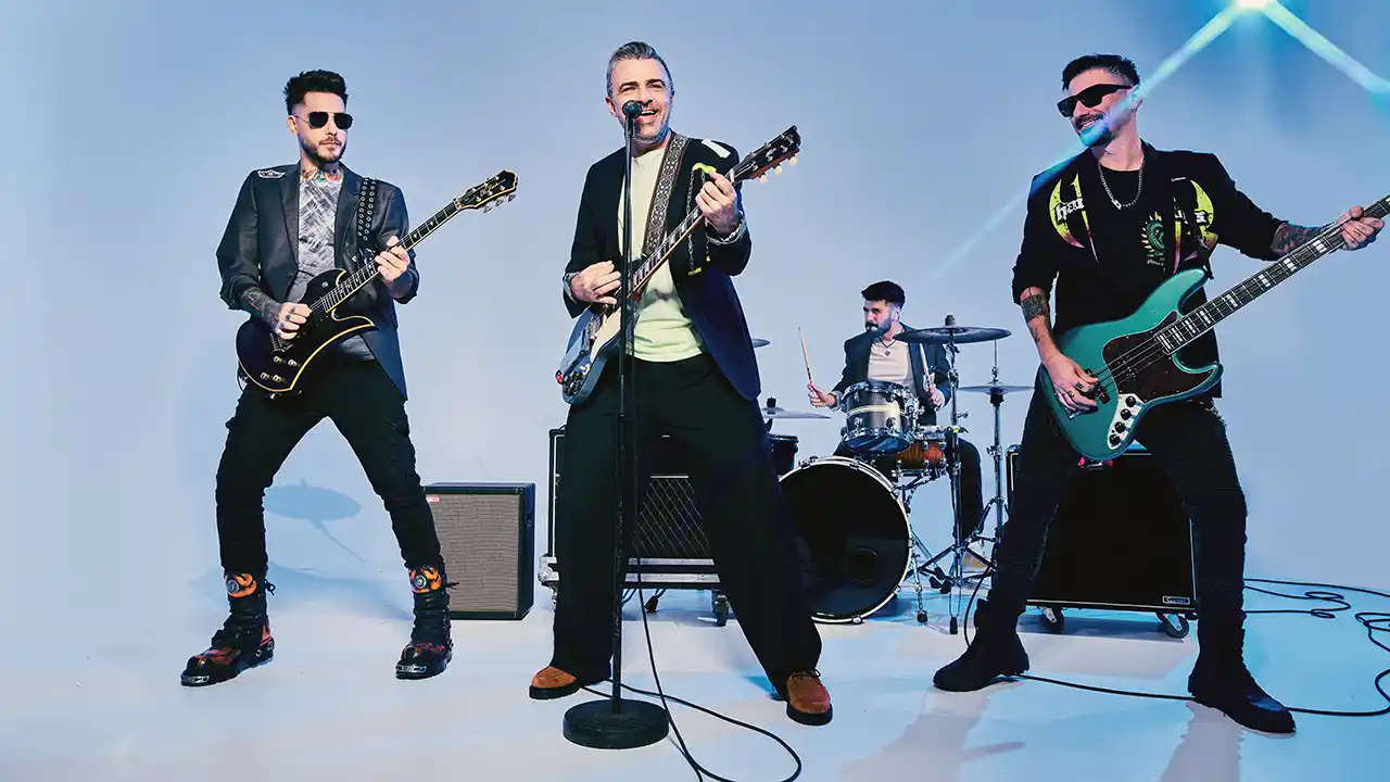 Pe 4 martie 2026, VUNK aduce &bdquo;SUFLET DIGITAL&rdquo; la Sala Palatului &ndash; un spectacol manifest despre comunitate și umanitate&nbsp;