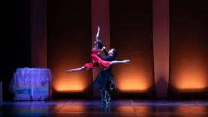 Despre iubire, în pași de dans și a cappella, la sfârșitul săptămânii, la Opera Brașov