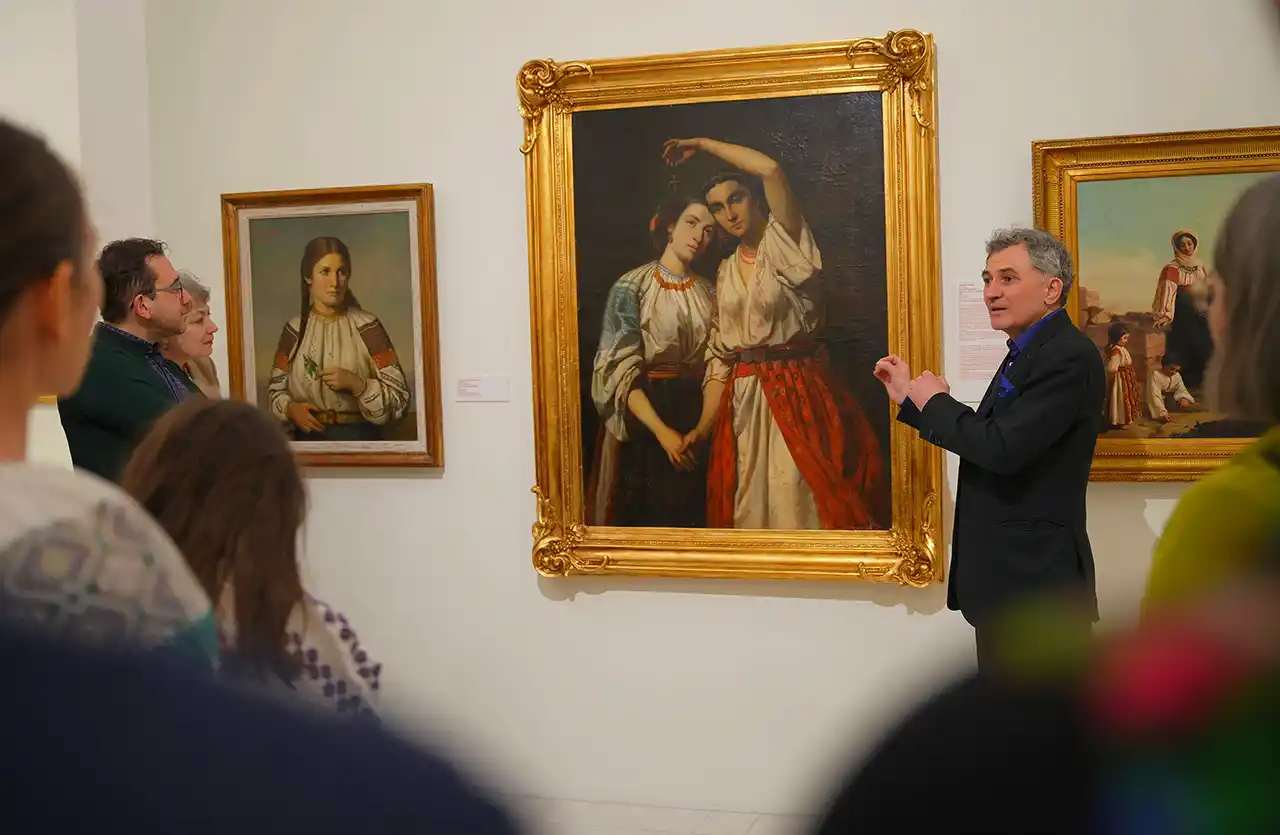 Lansarea catalogului &rdquo;Rom&acirc;nia&rdquo;, reprezentarea identitară a portului popular &icirc;n artă