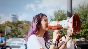 KineDok revine în București pe 26 februarie și 2 martie, cu documentare despre adolescenți