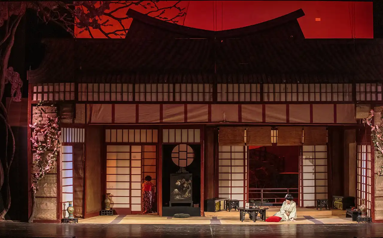 „Madama Butterfly”, „Cenușăreasa”, „Carmen” și „Nabucco”, patru titluri emblematice într-o săptămână a contrastelor la Opera Națională București