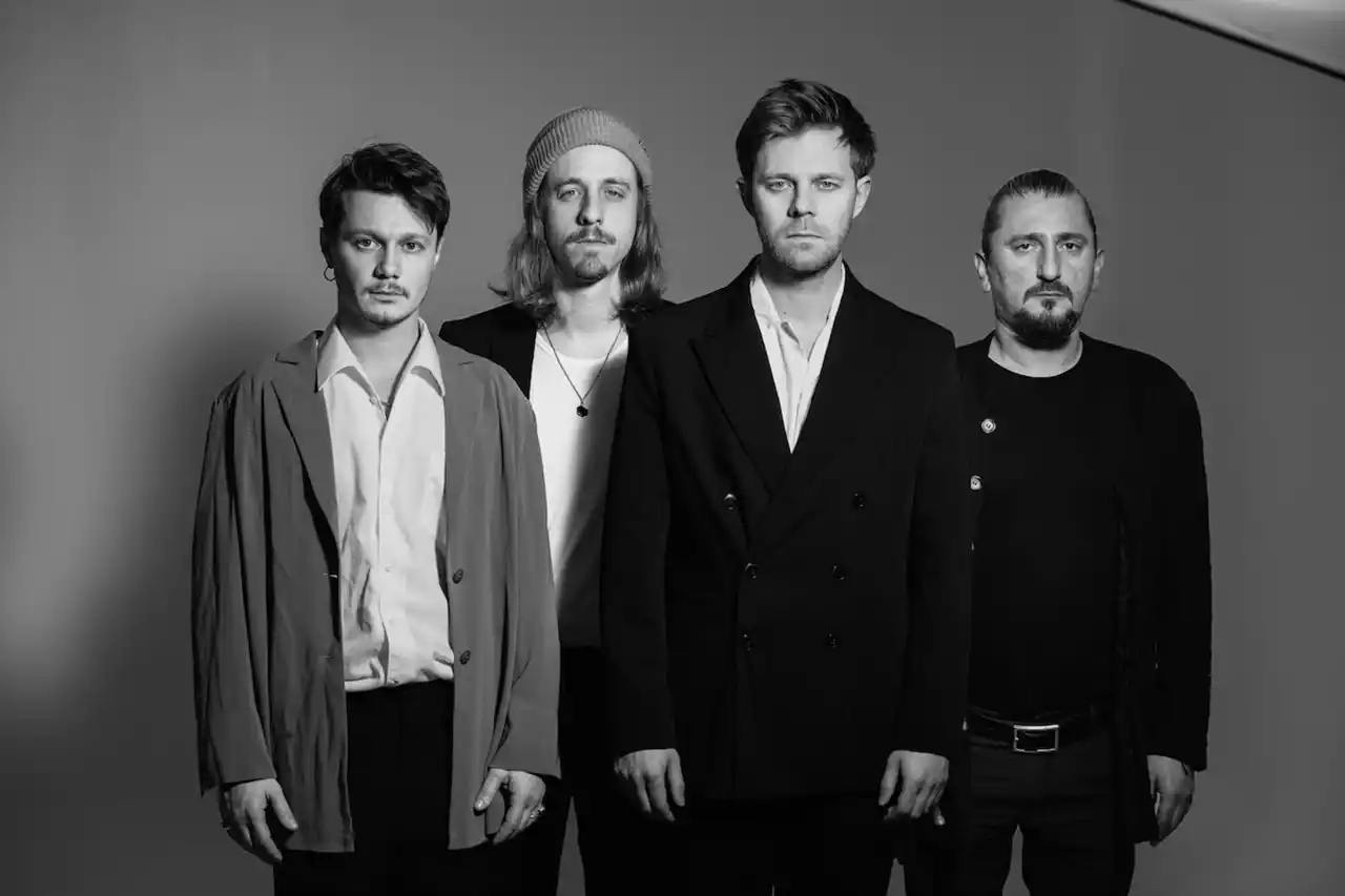 Underground-ul respiră tare și fără compromisuri: Stray Lights Showcase cu Baby Elvis și Mock Surprise pe 26 februarie, la Control Club