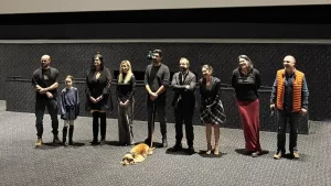 Premieră în România. Cinema-ul care a lăsat cățeii să intre la film