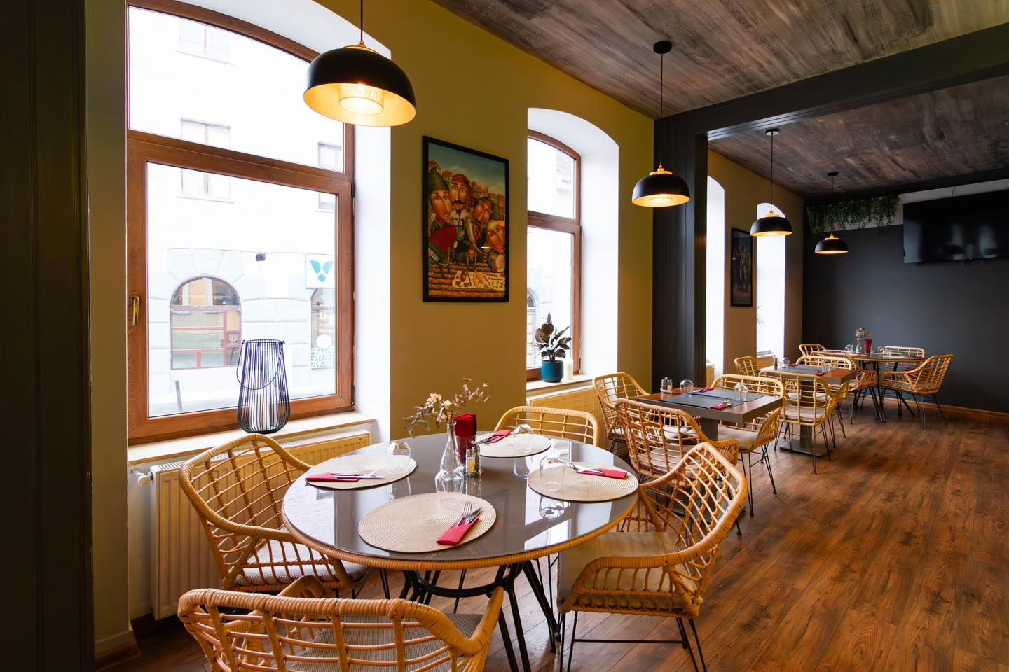 Bucătăria orientală, reinterpretată în Brașov - Dze Best-Georgian restaurant