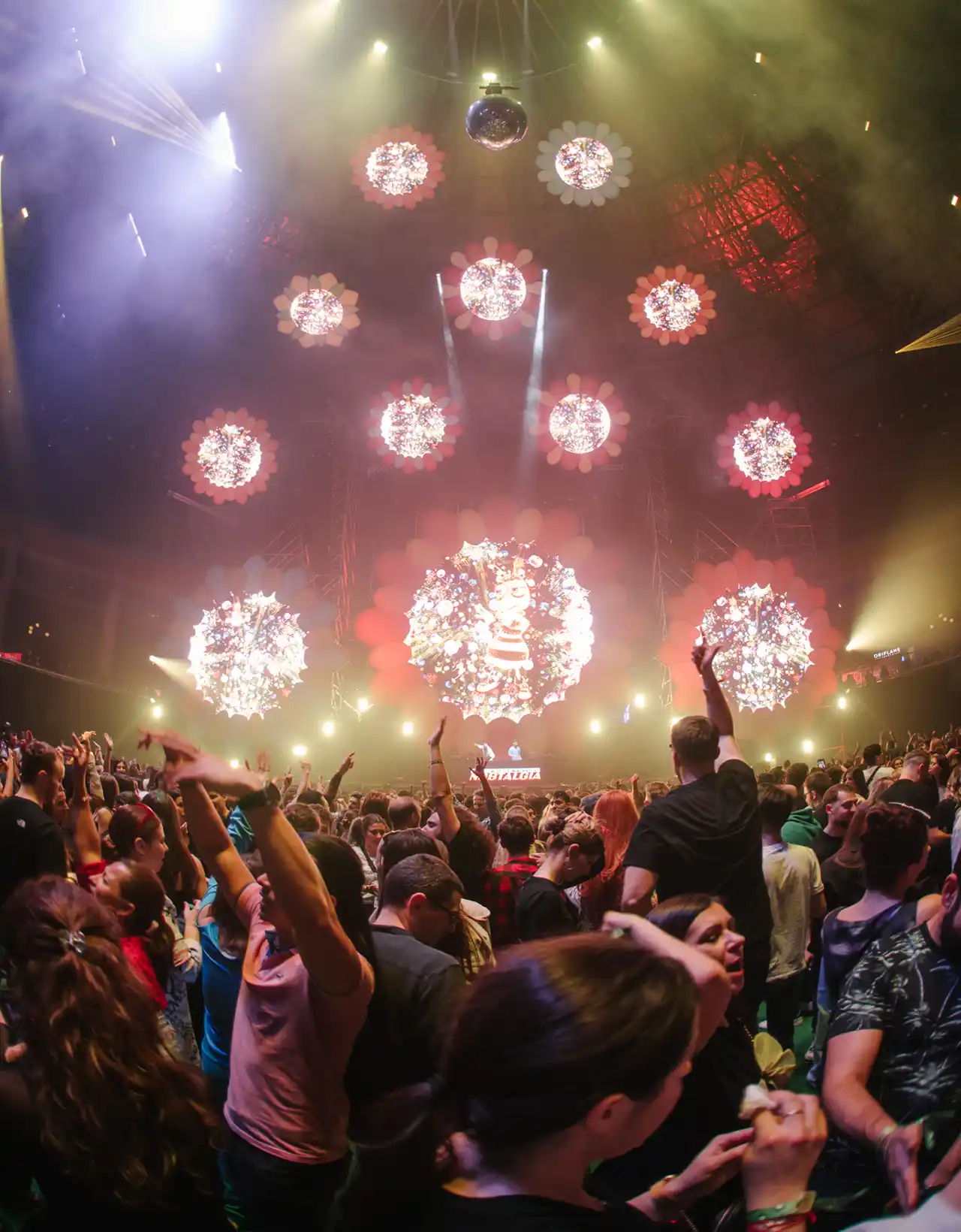 NOSTALGIA revine la București cu ediția &bdquo;Flori, fete sau băieți&rdquo;, pe 6 și 7 martie, la Romexpo