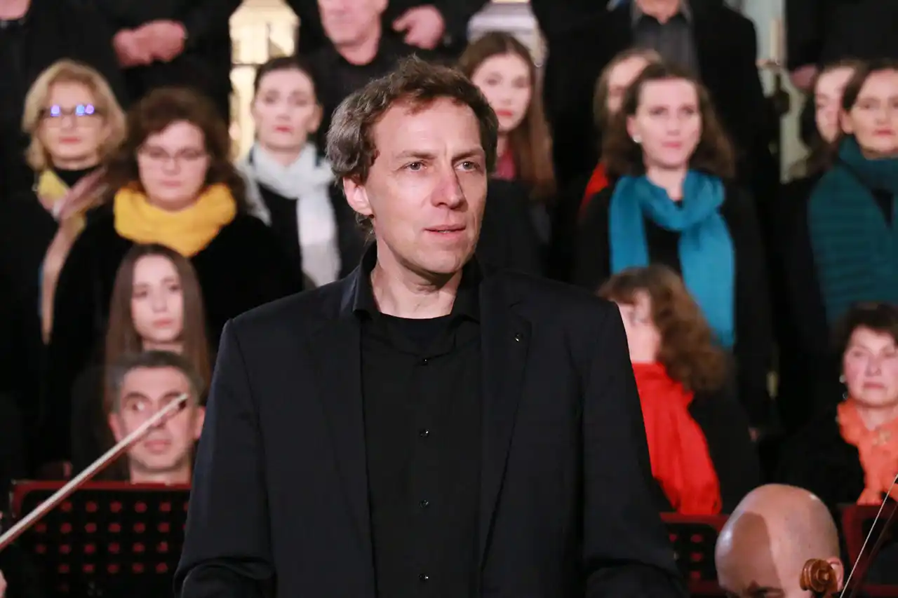 Concert simfonic in Biserica Catolica Sf. Petru si Paul - Dirijor Steffen Schlandt. Foto Iosif Trif
