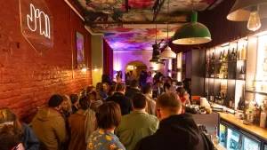 Un nou tip de experiență culturală: „Who’s On Stage?”