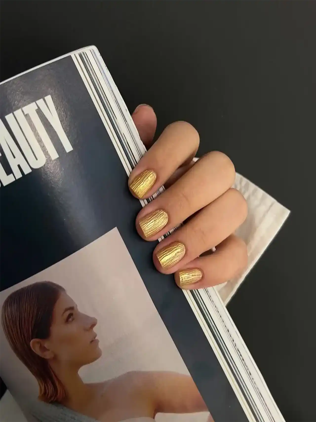 Manichiură realizată de Roxana Bența - Nail Artist OPI