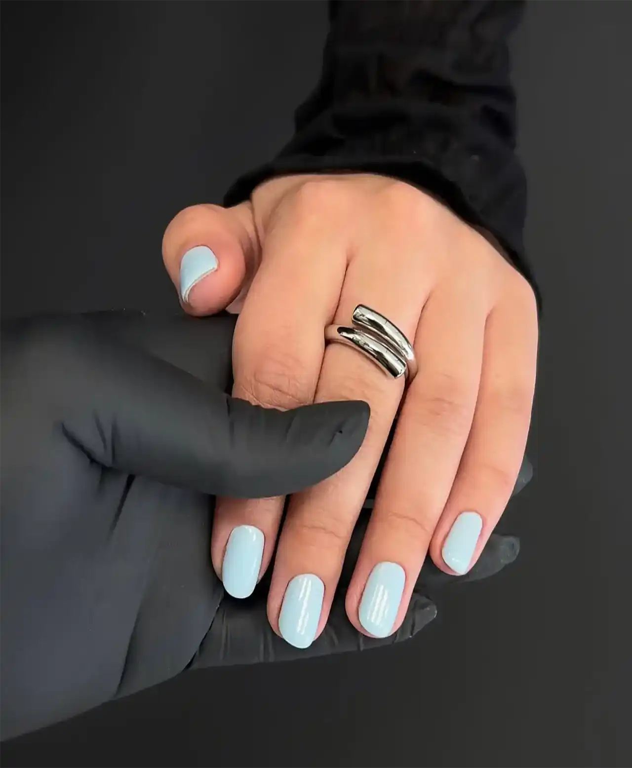 Manichiură realizată de Roxana Bența - Nail Artist OPI