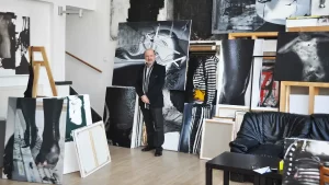 Gloriae Art Gallery deschide pe 6 martie Sortir du noir, expoziția personală a artistului Petru Lucaci