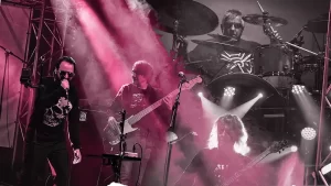 Conexiuni – „Viața de rocker”, concert la Quantic