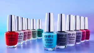 OPI celebrează 45 de ani de culoare iconică cu colecția de primăvară OPIcons