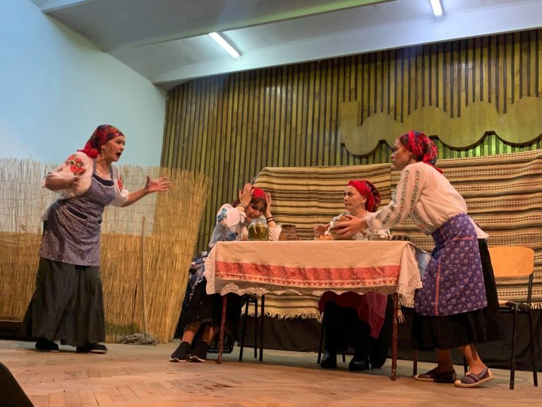 Soacra cu trei nurori