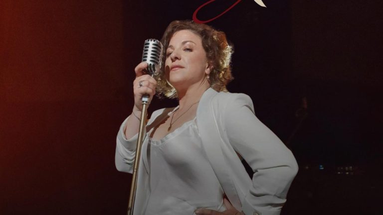 Covers Night: Elena Gatcin