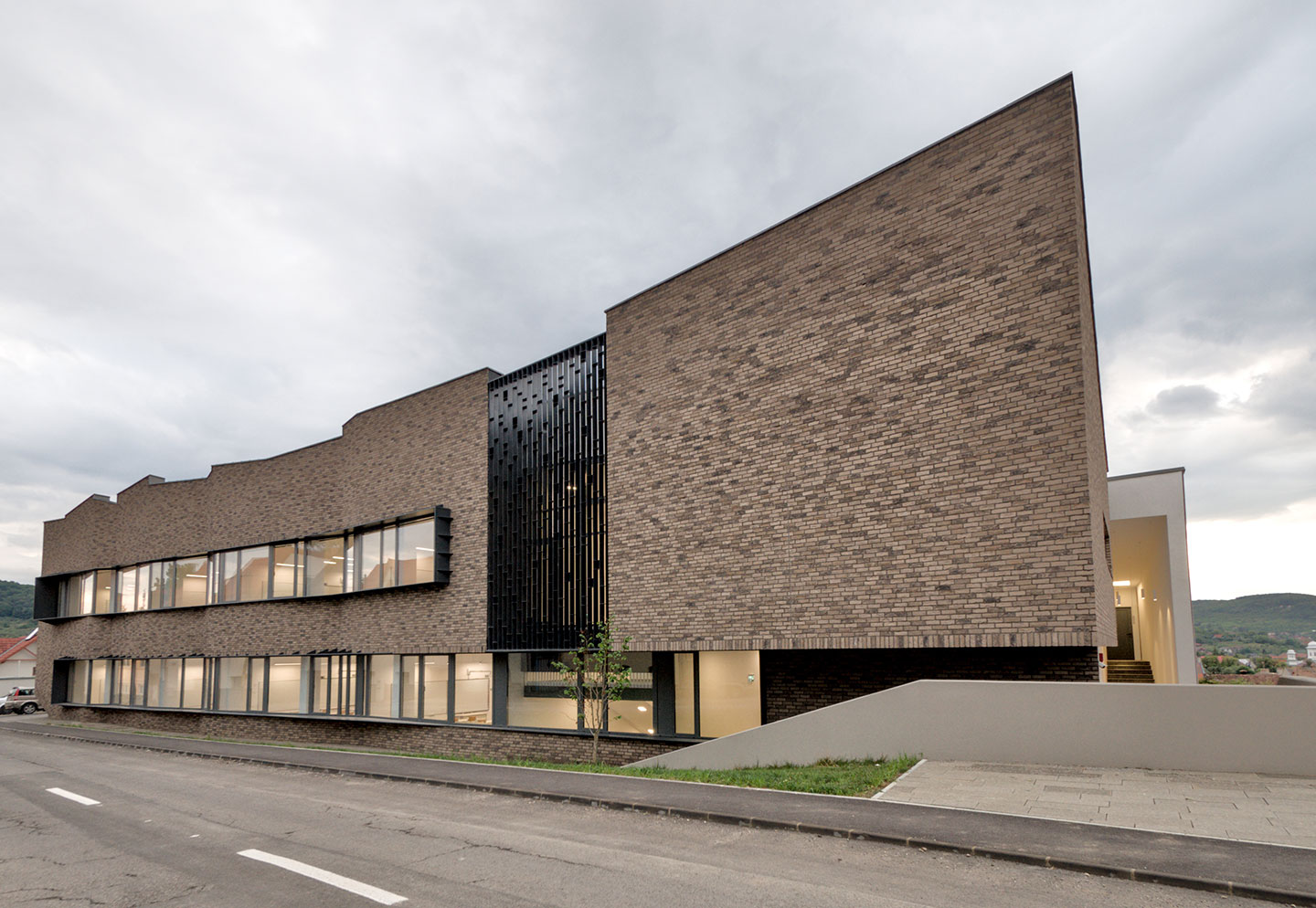 Arhitectura ca pedagogie invizibilă Arhitectura ca pedagogie invizibilă